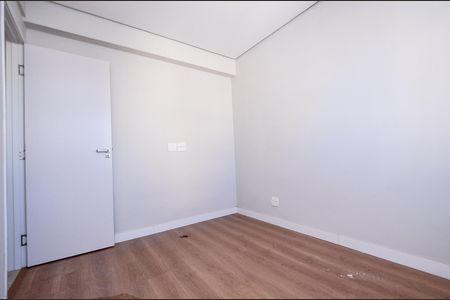 Apartamento à venda com 78m², 3 quartos e 2 vagasQuarto 2