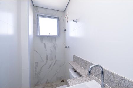 Apartamento à venda com 78m², 3 quartos e 2 vagasBanheiro social
