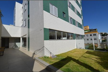Apartamento à venda com 78m², 3 quartos e 2 vagasFachada