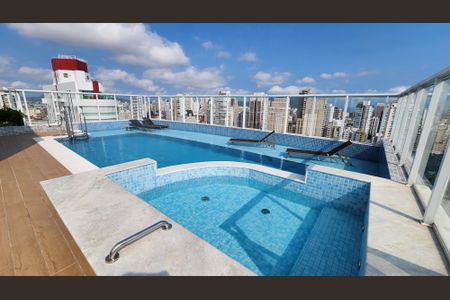 Apartamento para alugar com 120m², 2 quartos e 1 vagaÁrea comum - Piscina
