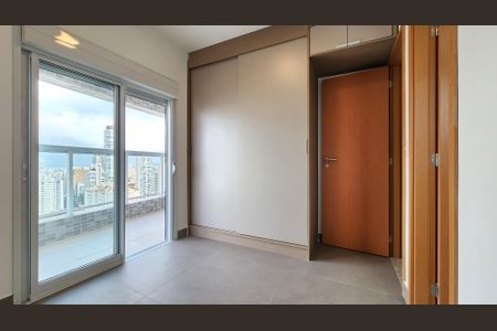 Apartamento para alugar com 120m², 2 quartos e 1 vagaSuíte