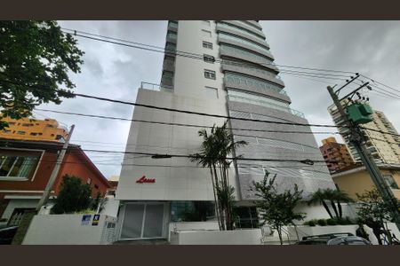 Apartamento para alugar com 120m², 2 quartos e 1 vagaFachada