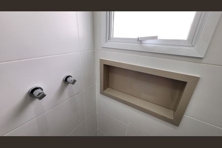 Apartamento para alugar com 120m², 2 quartos e 1 vagaDetalhe do Banheiro da Suite