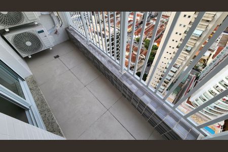 Apartamento para alugar com 120m², 2 quartos e 1 vagaVaranda