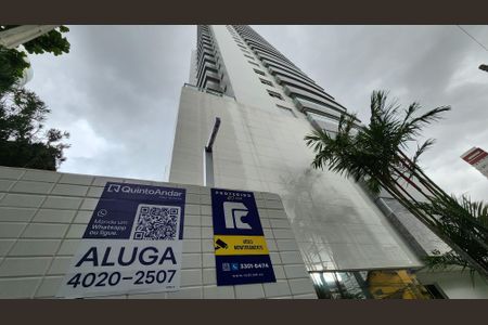 Apartamento para alugar com 120m², 2 quartos e 1 vagaPlaca