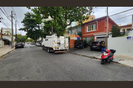 Apartamento para alugar com 120m², 2 quartos e 1 vagaVista da Rua