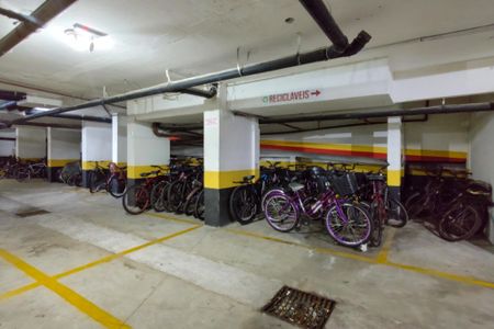 Apartamento para alugar com 81m², 2 quartos e 1 vagaGaragem