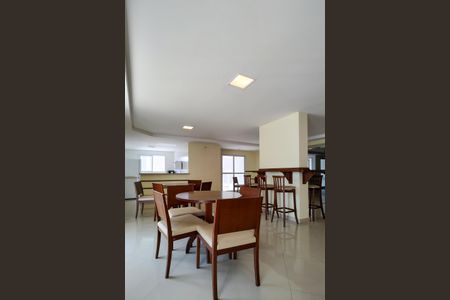 Apartamento para alugar com 81m², 2 quartos e 1 vagaÁrea comum