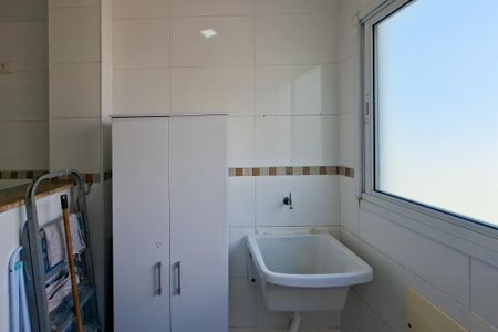 Apartamento para alugar com 81m², 2 quartos e 1 vagaÁrea de Serviço