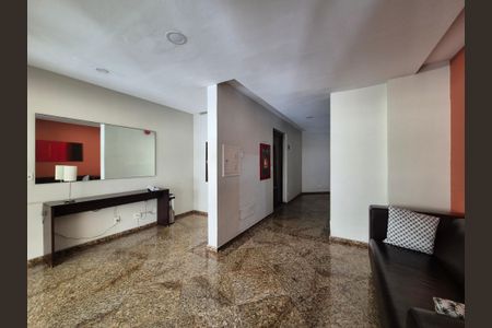 Apartamento à venda com 76m², 2 quartos e 2 vagas Apartamento à venda com 76m², 2 quartos e 2 vagasHall de entrada