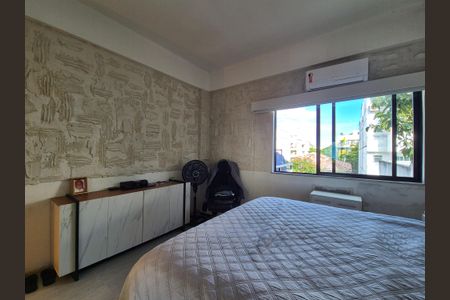 Apartamento à venda com 76m², 2 quartos e 2 vagas Apartamento à venda com 76m², 2 quartos e 2 vagasSuíte