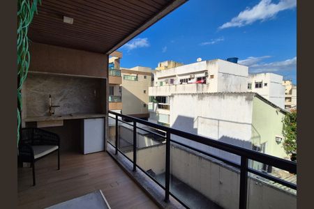 Apartamento à venda com 76m², 2 quartos e 2 vagas Apartamento à venda com 76m², 2 quartos e 2 vagasVaranda