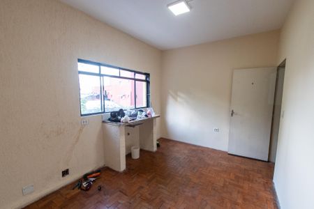 Casa à venda com 430m², 6 quartos e 6 vagas Casa à venda com 430m², 6 quartos e 6 vagasQuarto