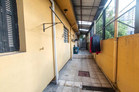 Casa à venda com 430m², 6 quartos e 6 vagas Casa à venda com 430m², 6 quartos e 6 vagasQuintal