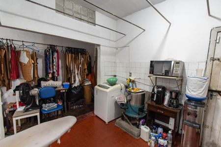 Casa à venda com 430m², 6 quartos e 6 vagas Casa à venda com 430m², 6 quartos e 6 vagasCozinha