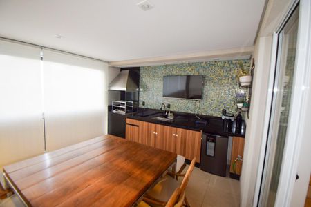 Apartamento à venda com 192m², 3 quartos e 2 vagasSala