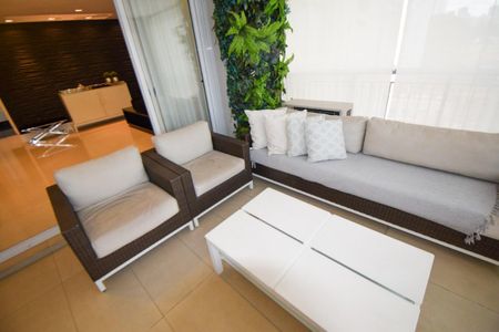 Apartamento à venda com 192m², 3 quartos e 2 vagasSala