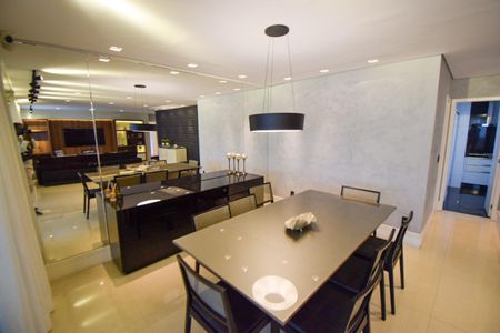 Apartamento à venda com 192m², 3 quartos e 2 vagasSala de Jantar