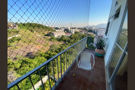 Apartamento à venda com 96m², 2 quartos e 1 vagaVaranda - Sala