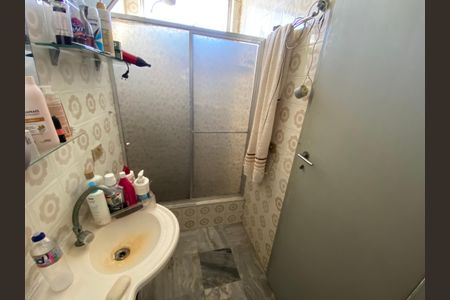 Apartamento à venda com 96m², 2 quartos e 1 vagaBanheiro da Suíte