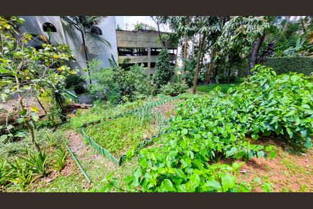 Apartamento para alugar com 102m², 2 quartos e 2 vagashorta