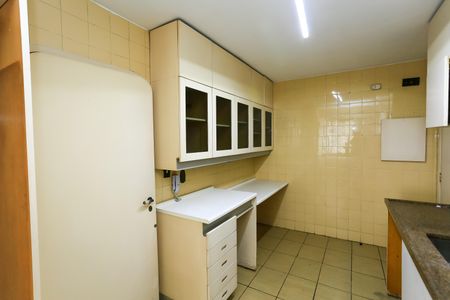 Apartamento para alugar com 102m², 2 quartos e 2 vagascozinha