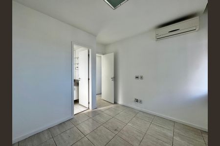 Apartamento à venda com 86m², 3 quartos e 1 vagaSuíte