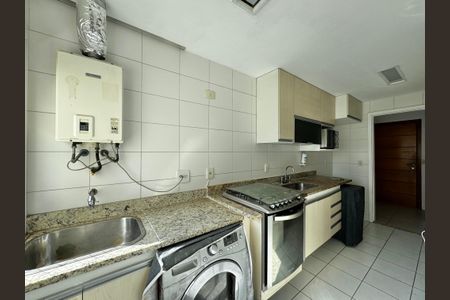 Apartamento à venda com 86m², 3 quartos e 1 vagaCozinha e Área de Serviço