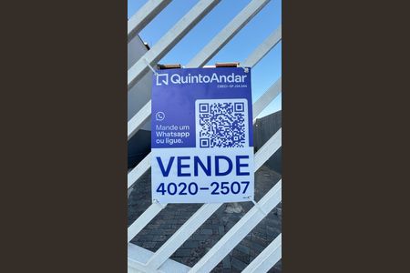 Apartamento à venda com 80m², 2 quartos e 1 vaga Apartamento à venda com 80m², 2 quartos e 1 vagaFachada