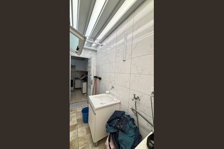 Apartamento à venda com 80m², 2 quartos e 1 vaga Apartamento à venda com 80m², 2 quartos e 1 vagaÁrea de Serviço