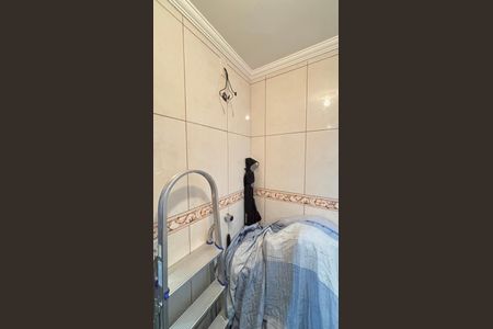 Apartamento à venda com 80m², 2 quartos e 1 vaga Apartamento à venda com 80m², 2 quartos e 1 vagaBanheiro Social