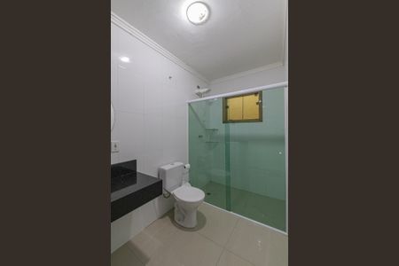 Casa à venda com 240m², 5 quartos e 2 vagasBanheiro Suíte 1