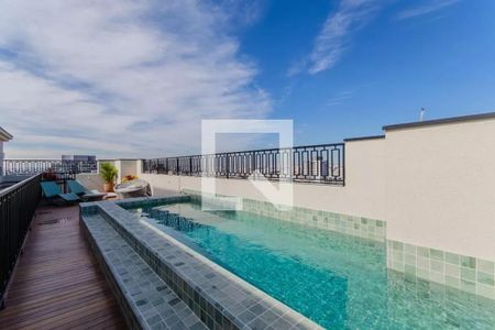 Studio à venda com 29m², 1 quarto e sem vaga Studio à venda com 29m², 1 quarto e sem vagaÁrea comum - Piscina