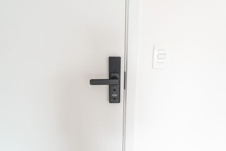 Studio à venda com 29m², 1 quarto e sem vaga Studio à venda com 29m², 1 quarto e sem vagaFechadura eletrônica