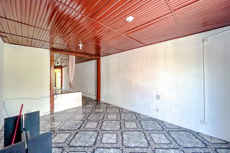 Casa para alugar com 289m², 3 quartos e 2 vagasSala