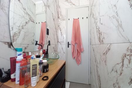 Apartamento à venda com 72m², 3 quartos e 2 vagas Apartamento à venda com 72m², 3 quartos e 2 vagasBanheiro