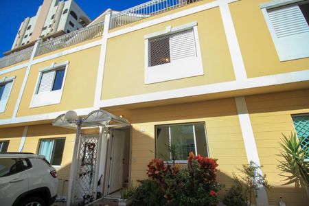 Casa de condomínio à venda com 137m², 3 quartos e 2 vagas Casa de condomínio à venda com 137m², 3 quartos e 2 vagasÁrea comum