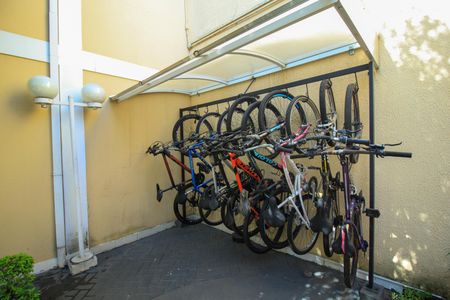 Casa de condomínio à venda com 137m², 3 quartos e 2 vagas Casa de condomínio à venda com 137m², 3 quartos e 2 vagasÁrea comum