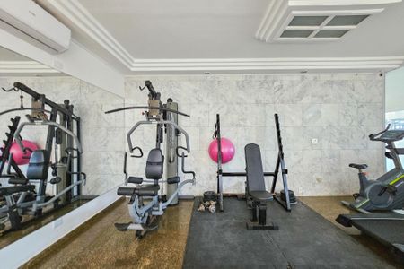 Apartamento para alugar com 178m², 3 quartos e 1 vagaÁrea de Lazer