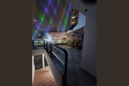 Casa à venda com 250m², 4 quartos e 3 vagas Casa à venda com 250m², 4 quartos e 3 vagasÁrea Externa