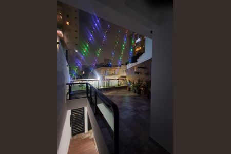 Casa à venda com 250m², 4 quartos e 3 vagas Casa à venda com 250m², 4 quartos e 3 vagasÁrea Externa