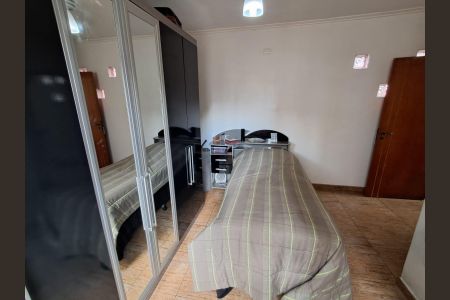 Casa à venda com 250m², 4 quartos e 3 vagas Casa à venda com 250m², 4 quartos e 3 vagasSuite 2