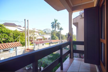 Casa à venda com 175m², 3 quartos e 2 vagasSacada do Quarto 1