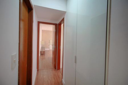 Apartamento à venda com 197m², 4 quartos e 4 vagasCorredor