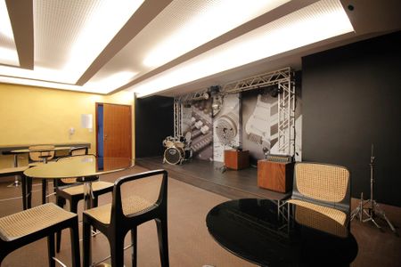 Apartamento à venda com 197m², 4 quartos e 4 vagasÁrea comum - Garage band