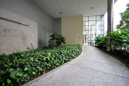 Apartamento à venda com 197m², 4 quartos e 4 vagasEntrada