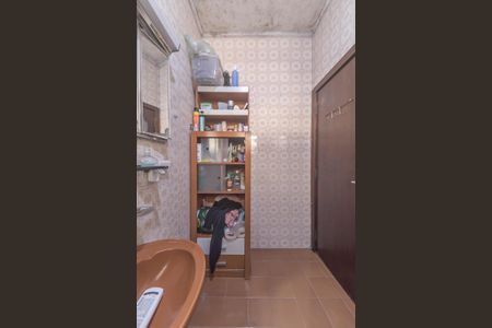 Casa à venda com 140m², 5 quartos e 3 vagasBanheiro da Suíte