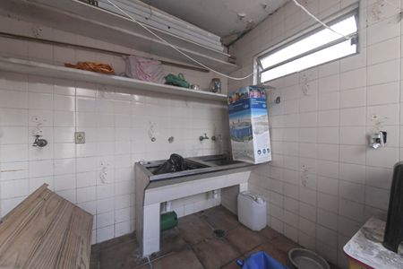 Casa à venda com 140m², 5 quartos e 3 vagasCasa 2 - Lavanderia