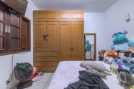 Casa à venda com 140m², 5 quartos e 3 vagasQuarto 2