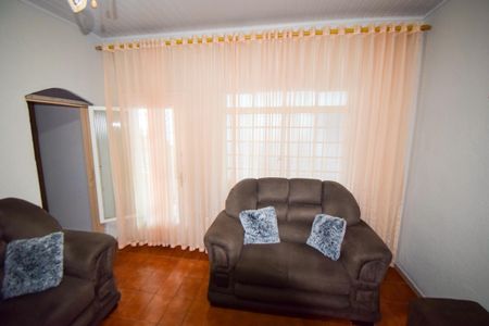 Casa à venda com 208m², 1 quarto e sem vagaSala